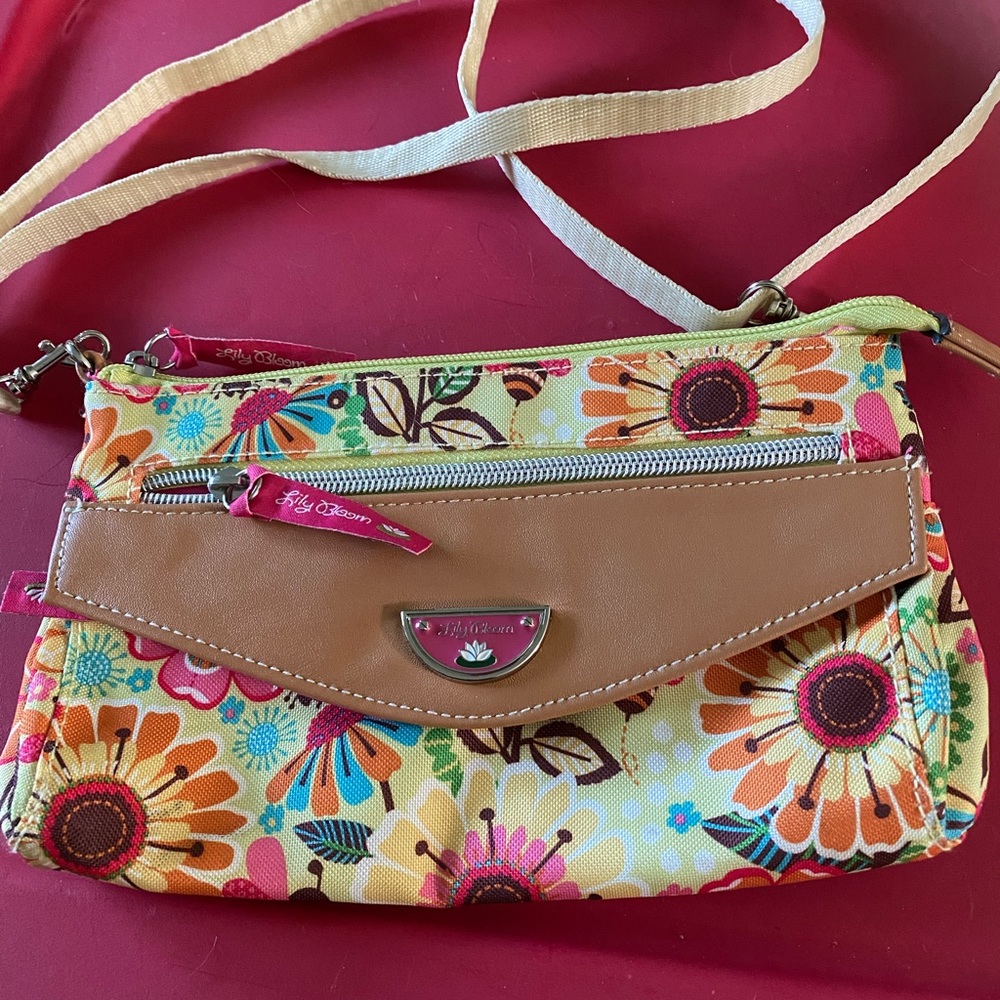Lily Bloom Busy Bee Crossbody made of recycled materials.